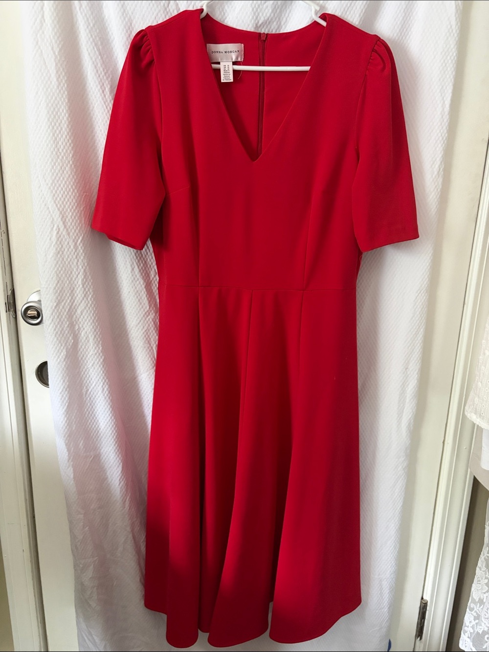 Donna Morgan Fire Engine Red Size 12 Short Sleeve Midi Dress w/Invisible Zip